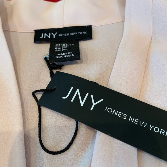 Jones New York light pink blouse - Picture 3 of 5
